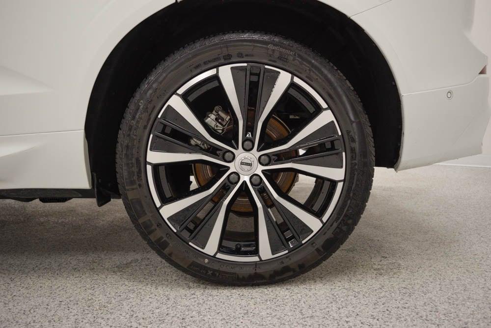 used 2025 Volvo XC60 car, priced at $38,398