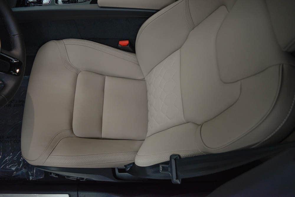 new 2026 Volvo XC60 Plug-In Hybrid car, priced at $71,045