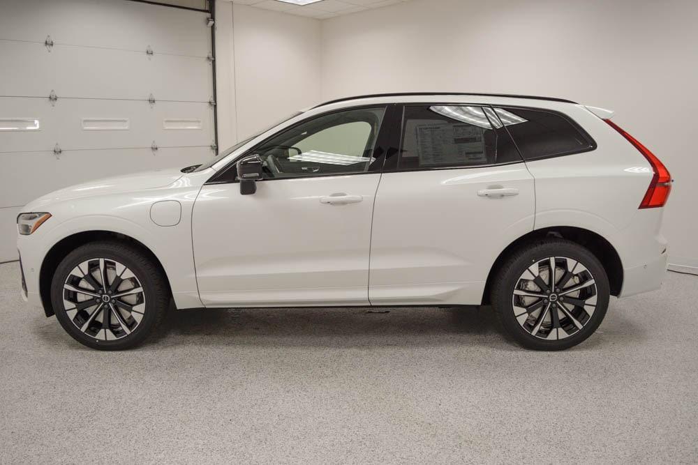 new 2026 Volvo XC60 Plug-In Hybrid car, priced at $71,045