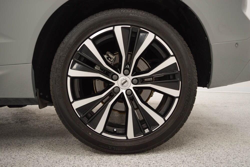 used 2024 Volvo XC60 car