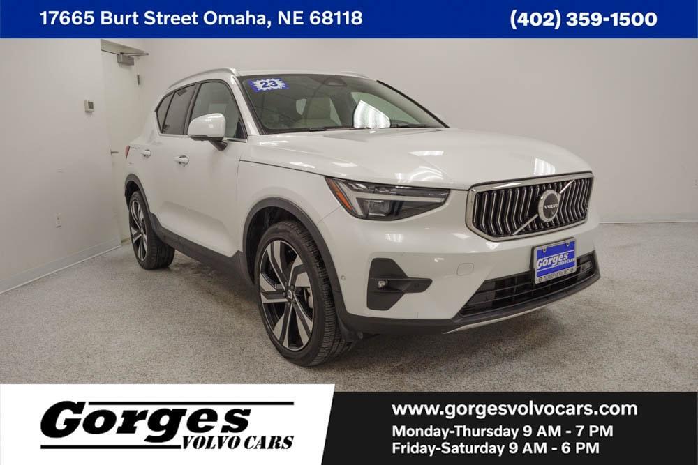 used 2023 Volvo XC40 car, priced at $29,899