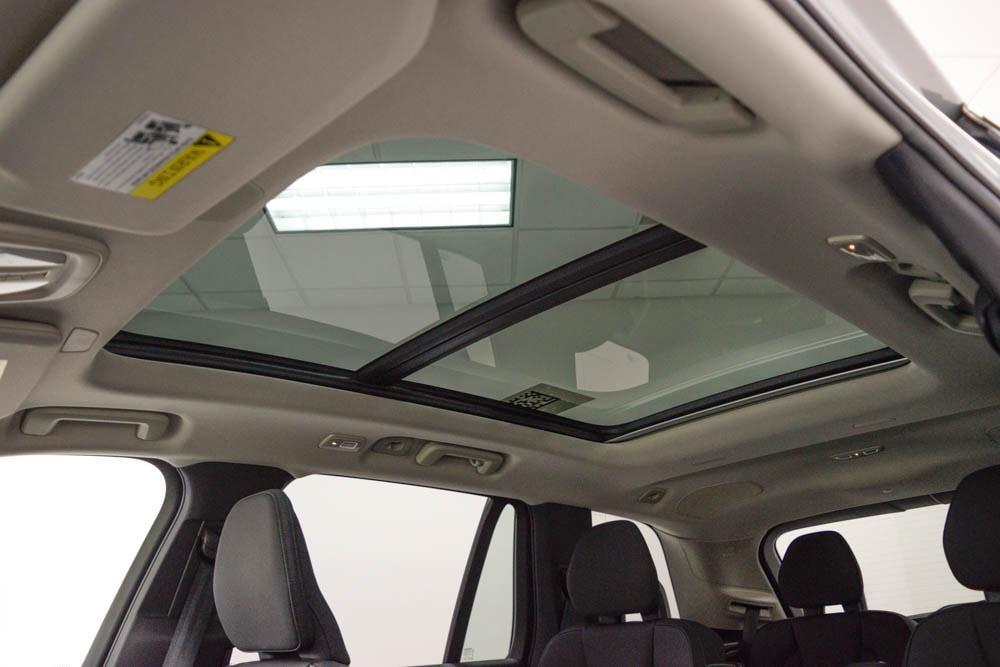 new 2026 Volvo XC90 car, priced at $72,855