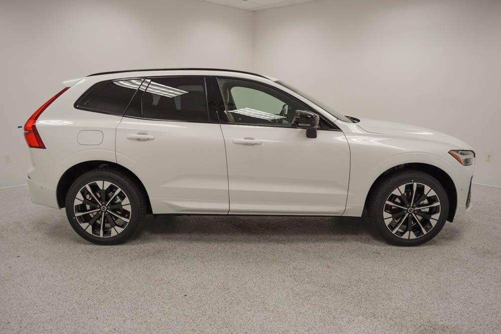 new 2026 Volvo XC60 car, priced at $59,745