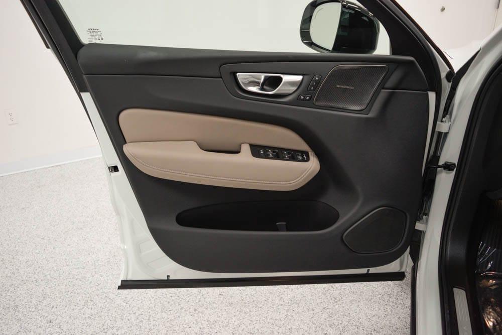 new 2026 Volvo XC60 car, priced at $59,745