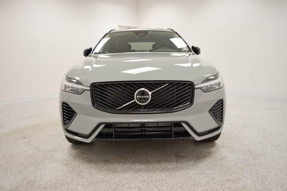 new 2026 Volvo XC60 Plug-In Hybrid car, priced at $68,875