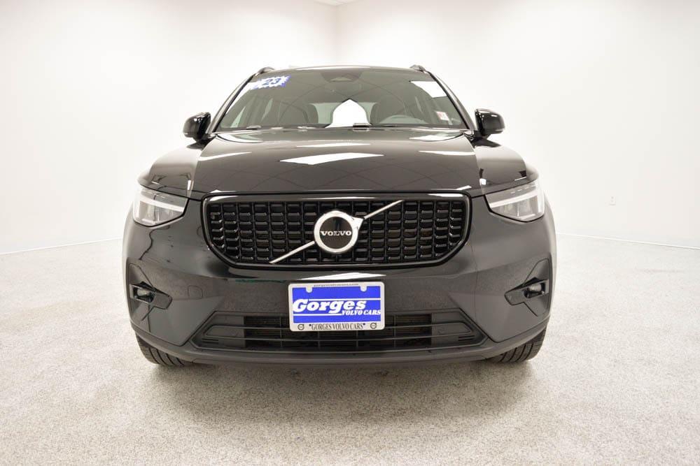 used 2023 Volvo XC40 car, priced at $29,826