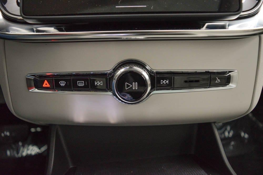 new 2026 Volvo XC90 car, priced at $76,525