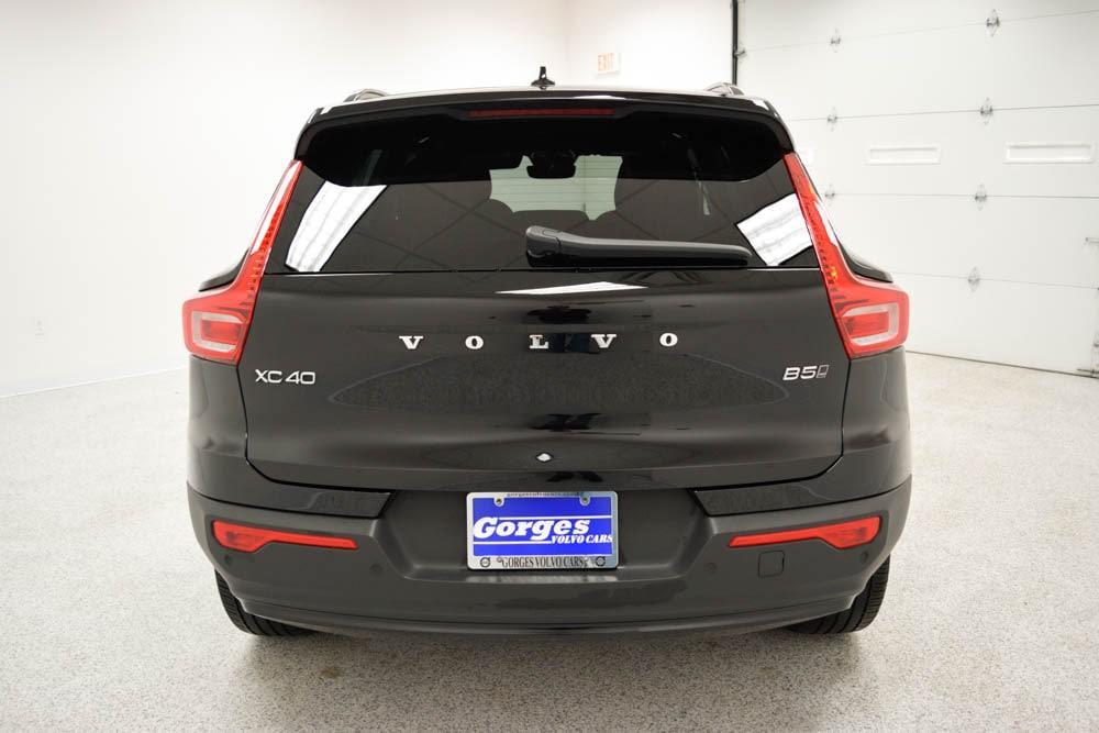 used 2023 Volvo XC40 car, priced at $29,607