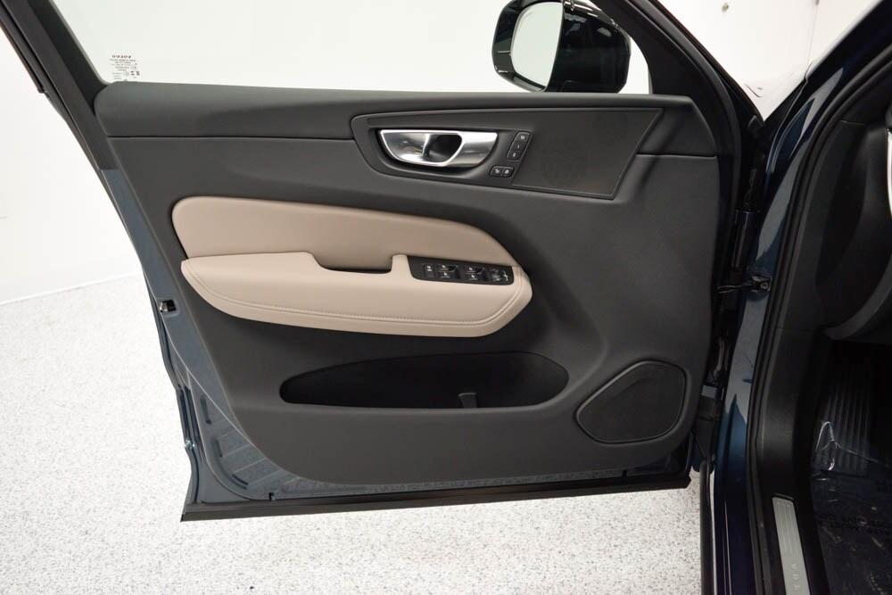 used 2026 Volvo XC60 car