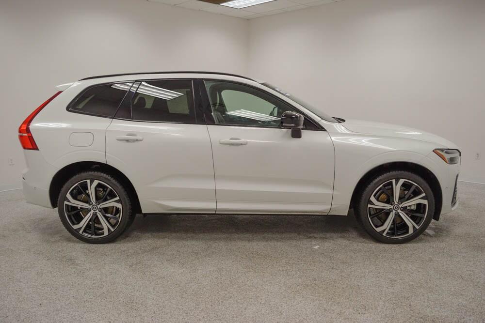 used 2022 Volvo XC60 car, priced at $35,678