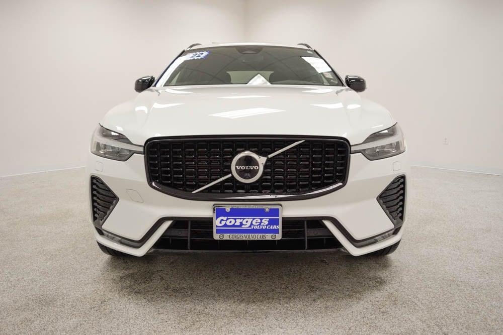 used 2022 Volvo XC60 car, priced at $35,678