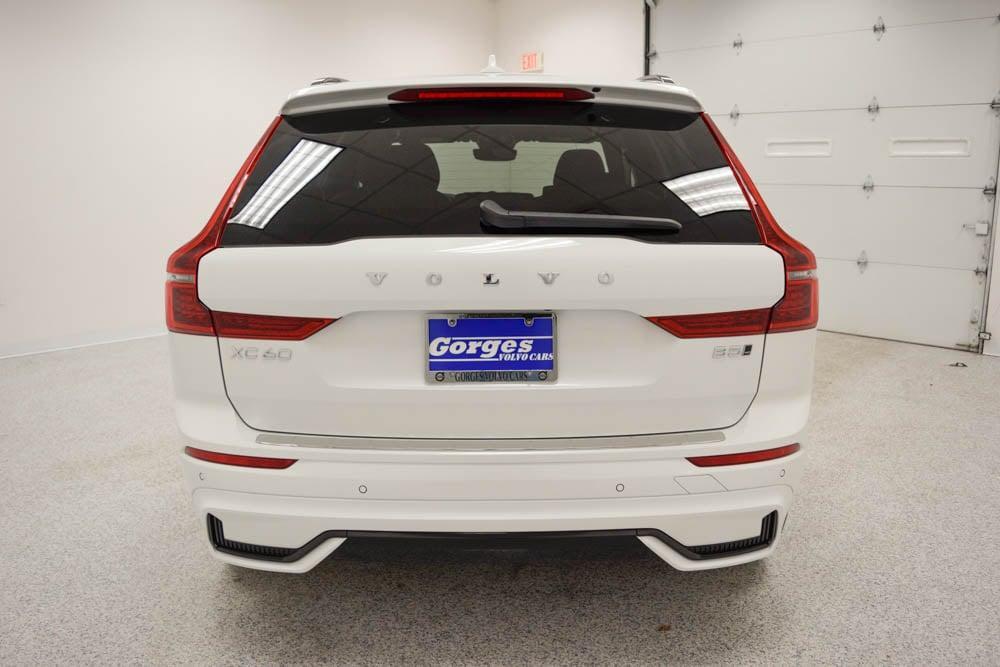 new 2026 Volvo XC60 car, priced at $57,985