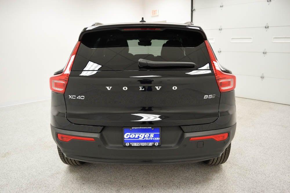 new 2026 Volvo XC40 car, priced at $54,630