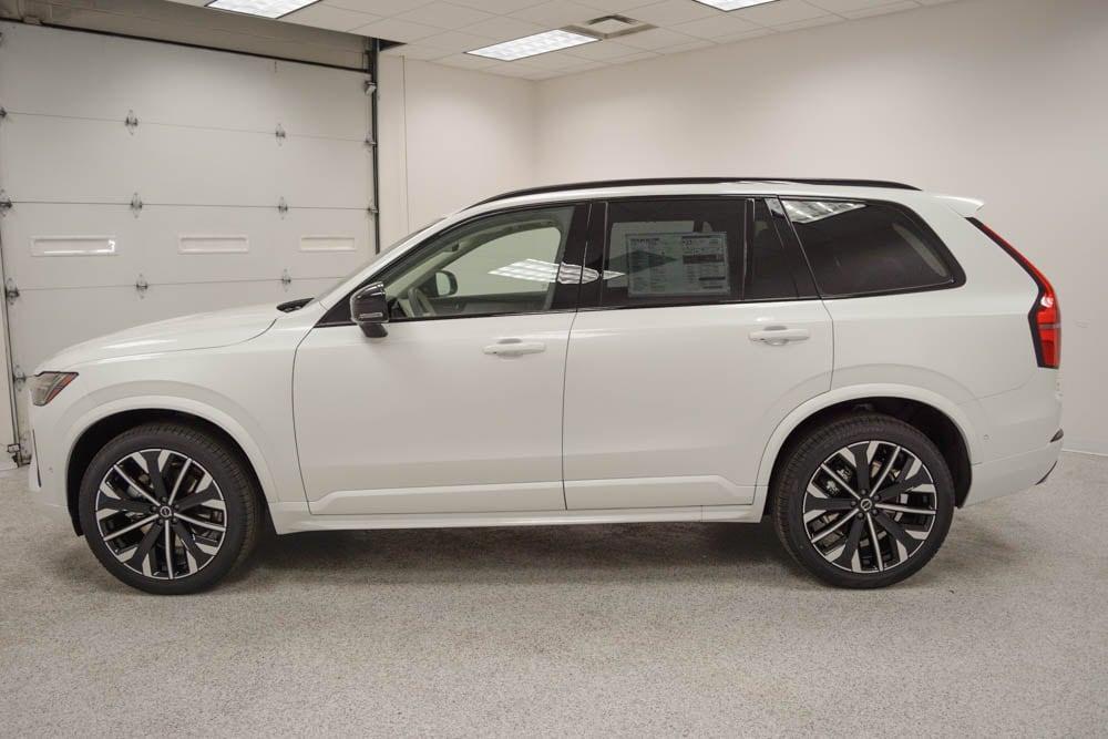 new 2026 Volvo XC90 car, priced at $77,875