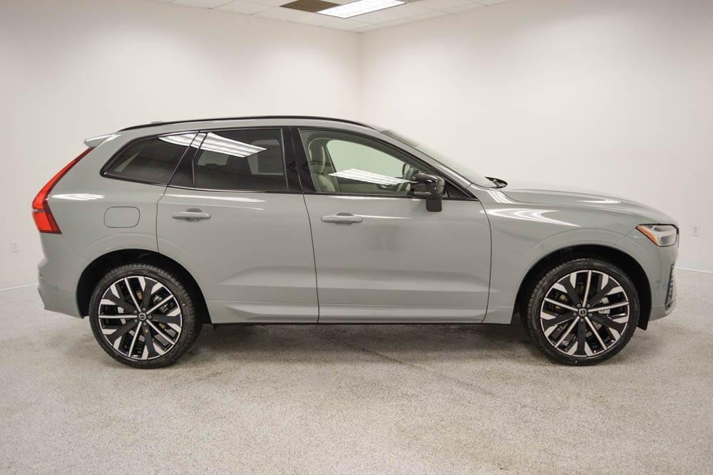 new 2026 Volvo XC60 car, priced at $63,525