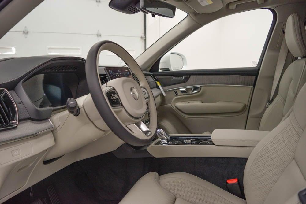 new 2026 Volvo XC90 car, priced at $76,525