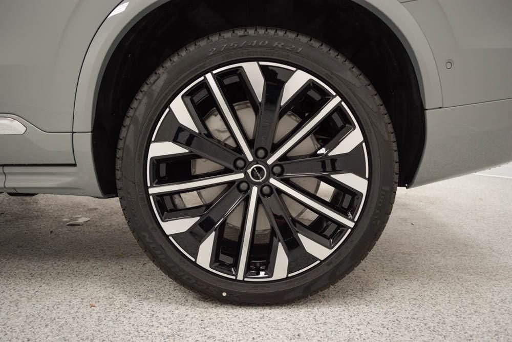 new 2026 Volvo XC90 car, priced at $72,775