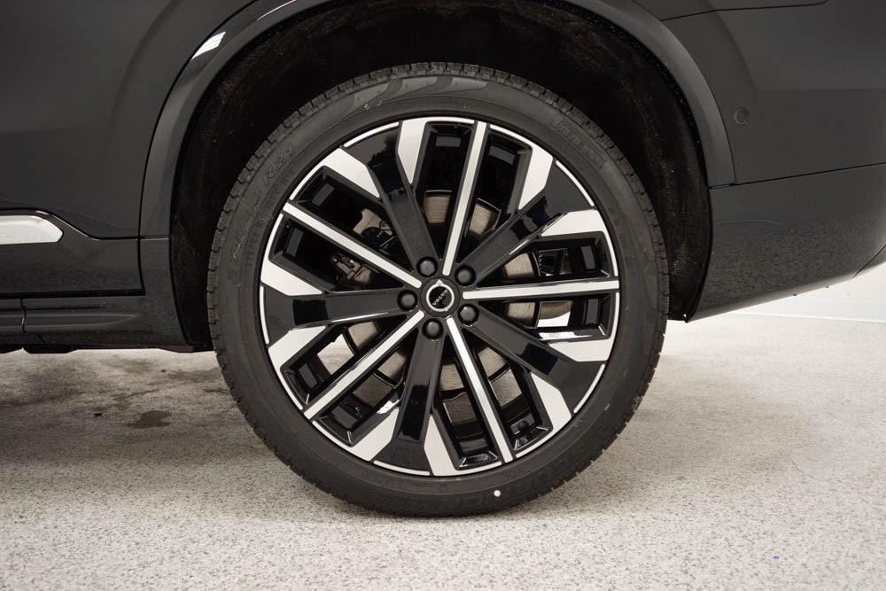 new 2026 Volvo XC90 Plug-In Hybrid car, priced at $84,750