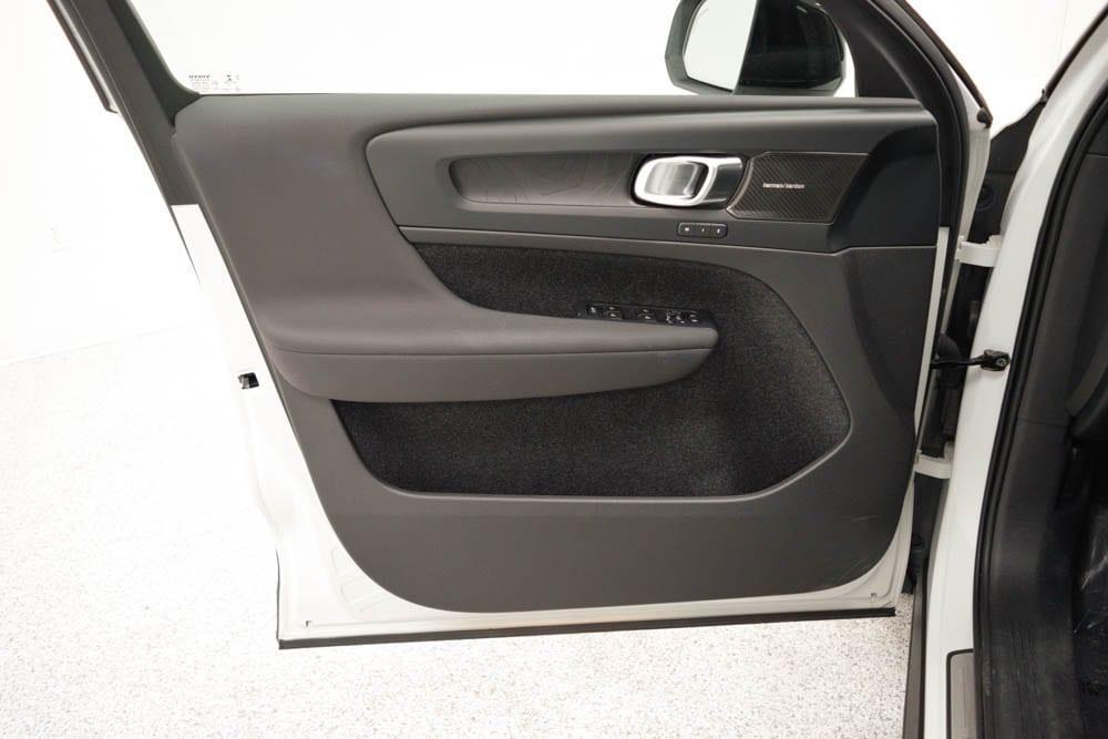 used 2023 Volvo XC40 Recharge Pure Electric car, priced at $30,989