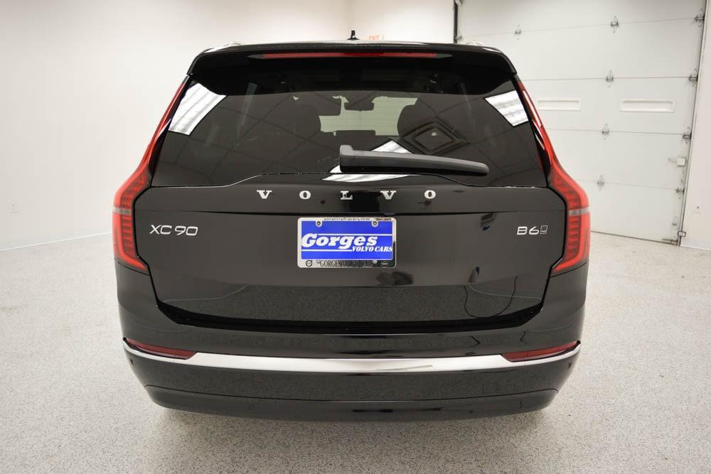 used 2026 Volvo XC90 car, priced at $70,710