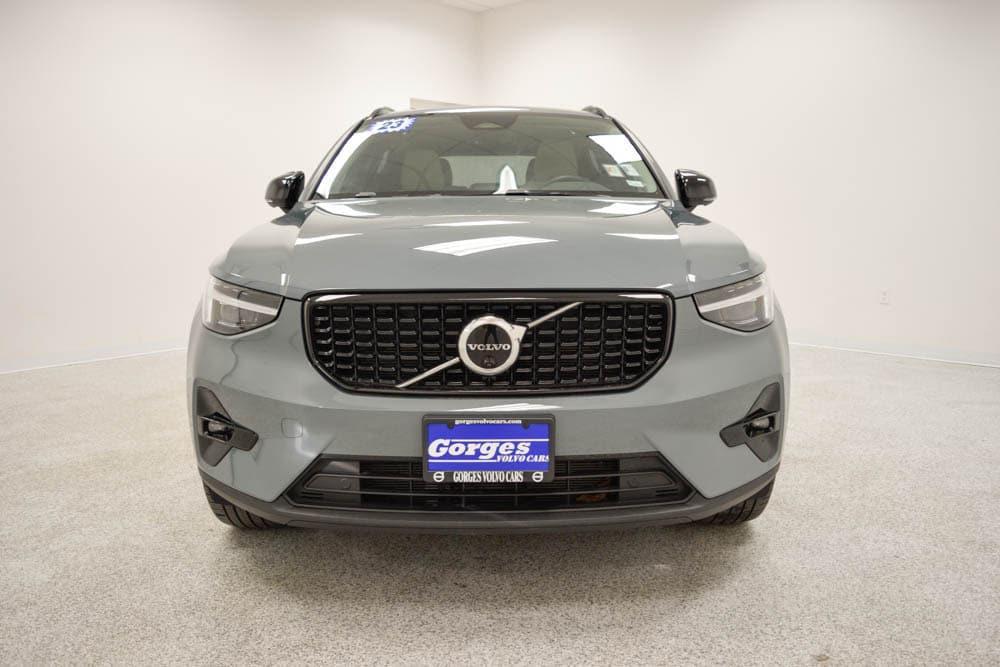 used 2023 Volvo XC40 car, priced at $32,740