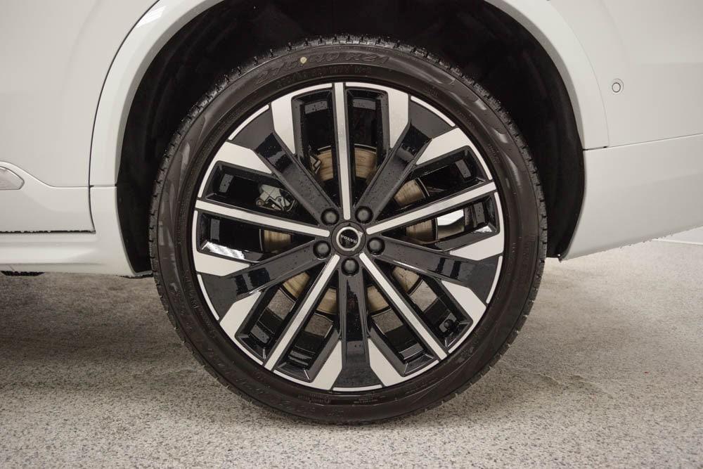 new 2026 Volvo XC90 Plug-In Hybrid car, priced at $81,455