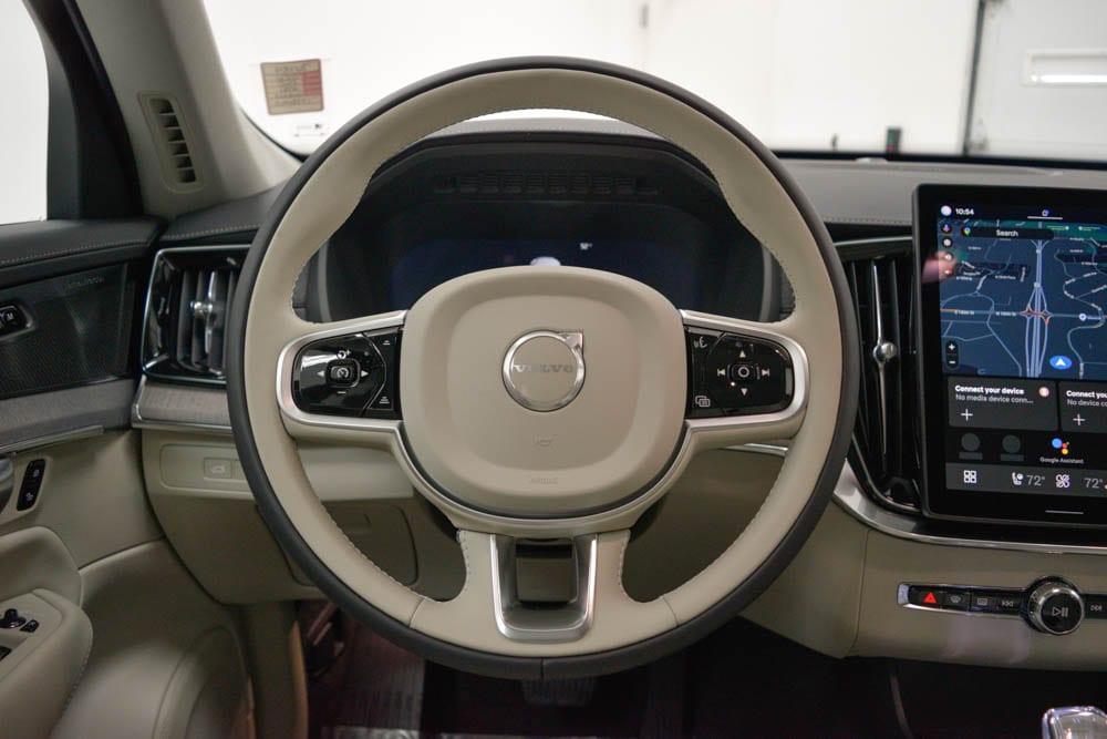 new 2026 Volvo XC90 Plug-In Hybrid car, priced at $85,205