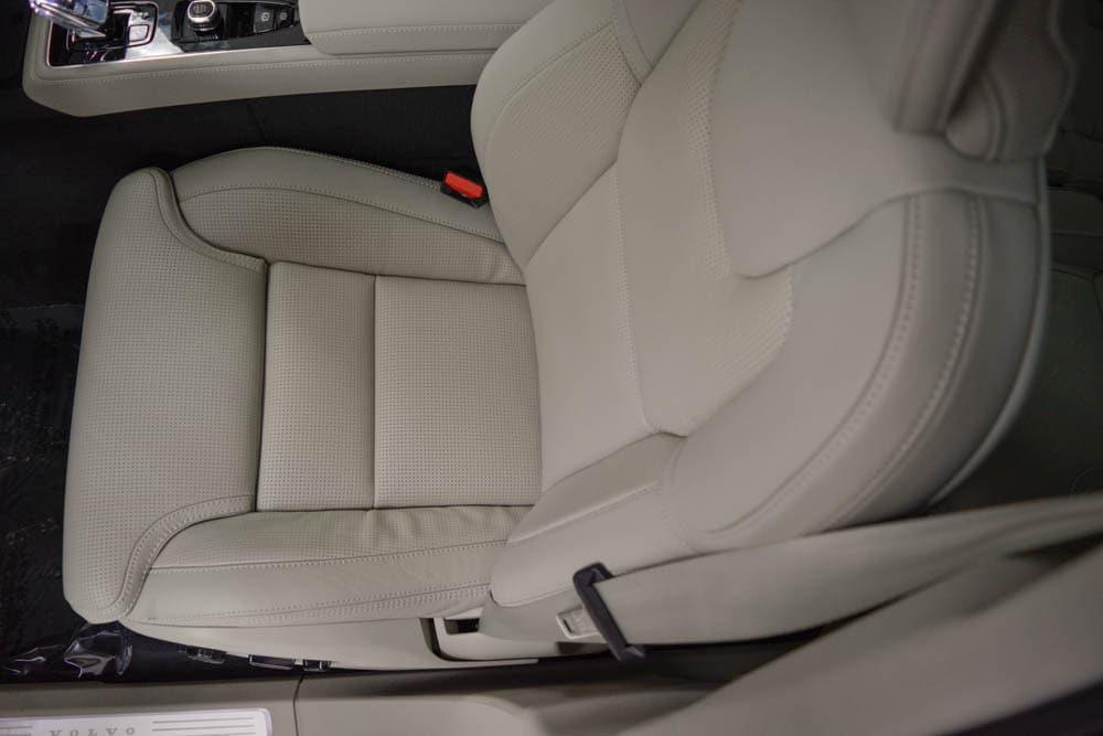 new 2026 Volvo XC90 Plug-In Hybrid car, priced at $85,205