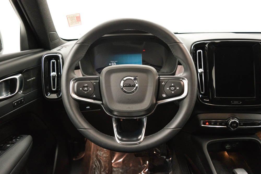 used 2024 Volvo XC40 Recharge Pure Electric car, priced at $39,293