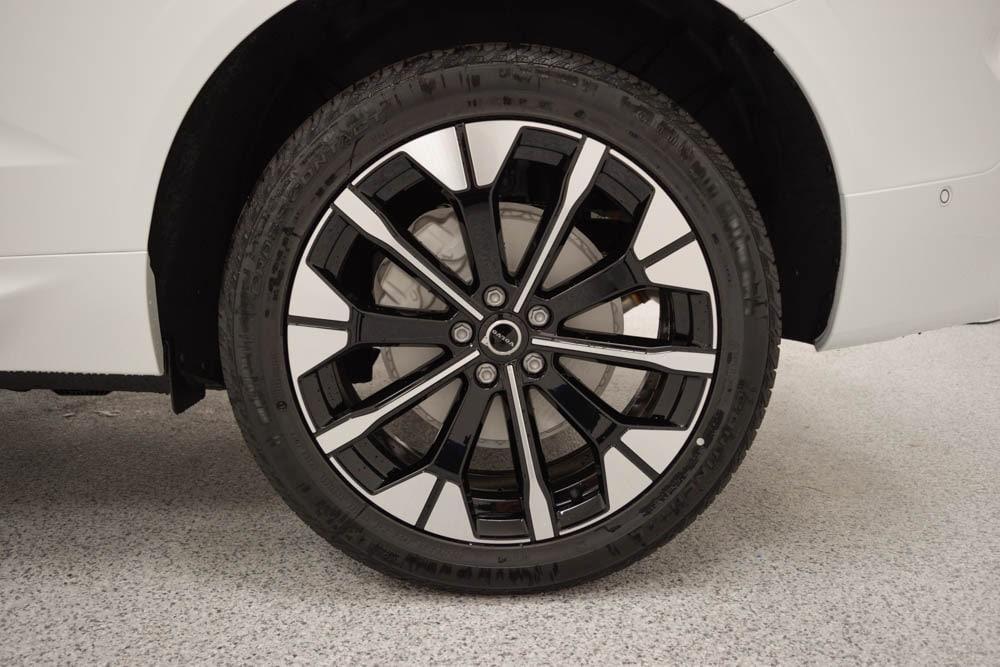 used 2026 Volvo XC60 car, priced at $57,595