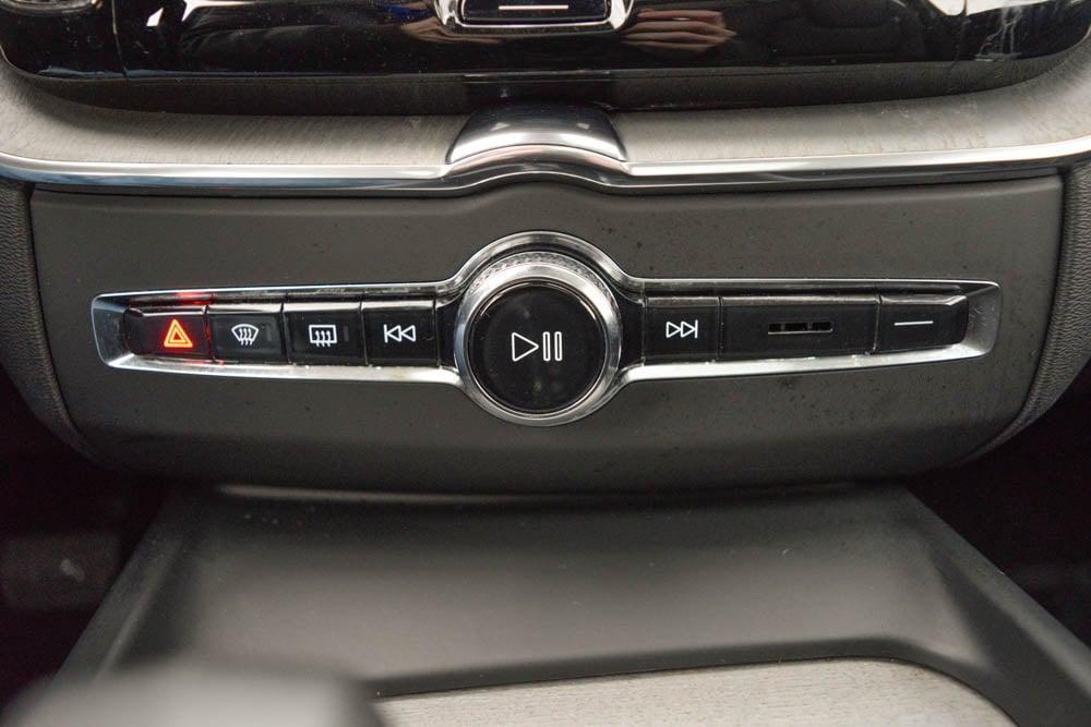 used 2025 Volvo XC60 car, priced at $35,495