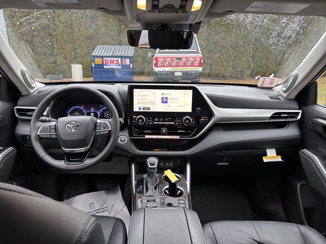 used 2026 Toyota Highlander car, priced at $53,500