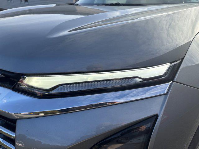 used 2025 Chevrolet Equinox car, priced at $26,300