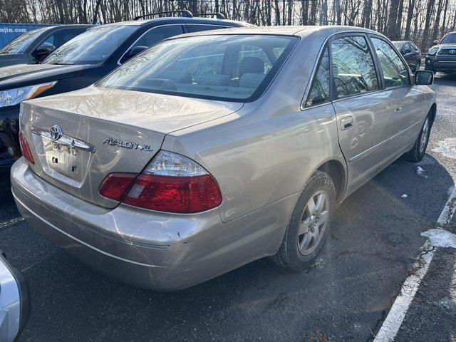 used 2004 Toyota Avalon car, priced at $7,500