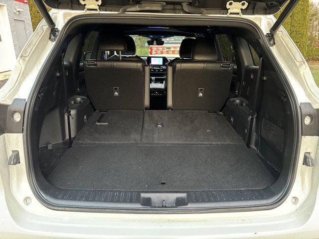 used 2023 Toyota Highlander car, priced at $32,500