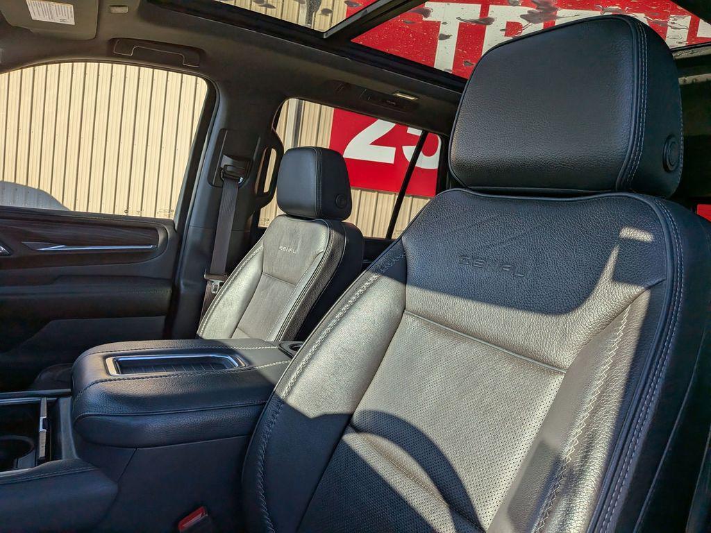 used 2021 GMC Yukon car, priced at $39,498