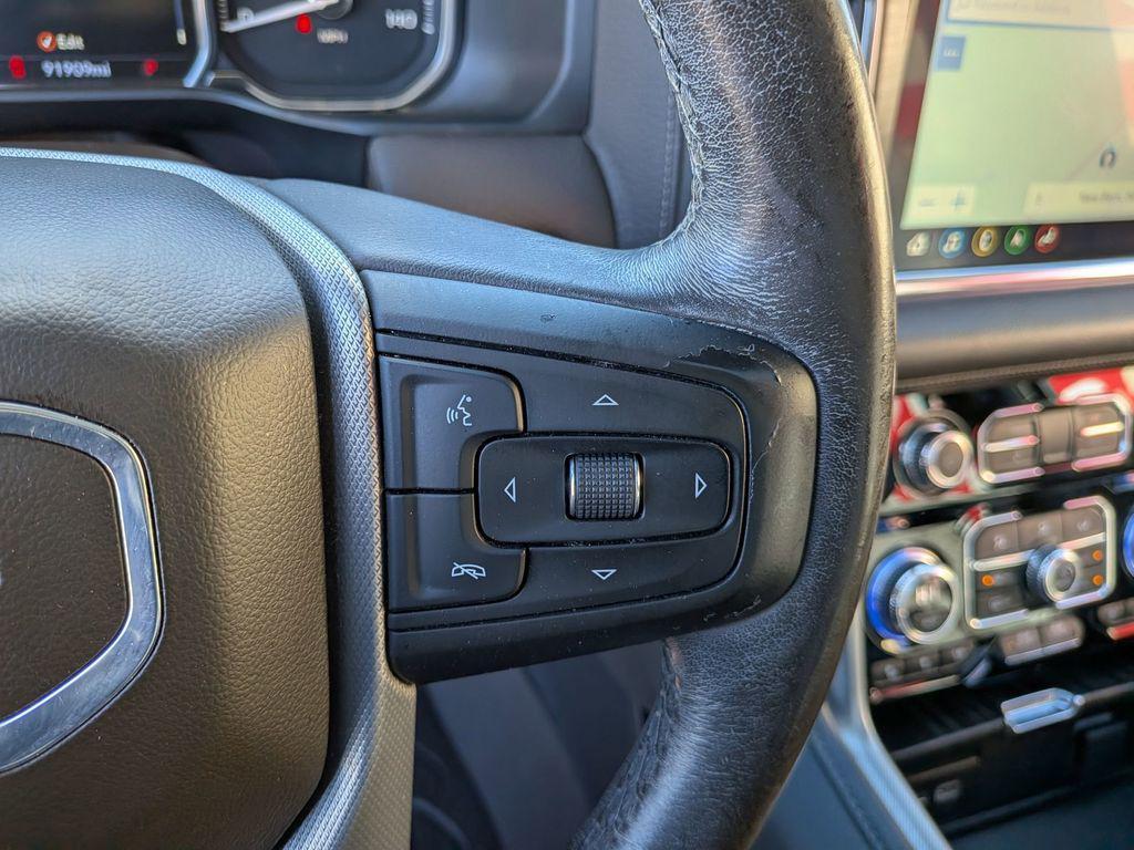 used 2021 GMC Yukon car, priced at $39,498