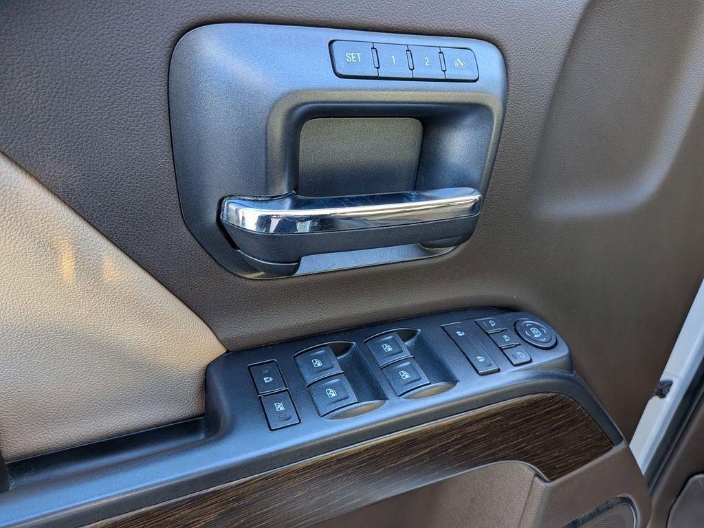 used 2018 GMC Sierra 2500 car, priced at $46,595