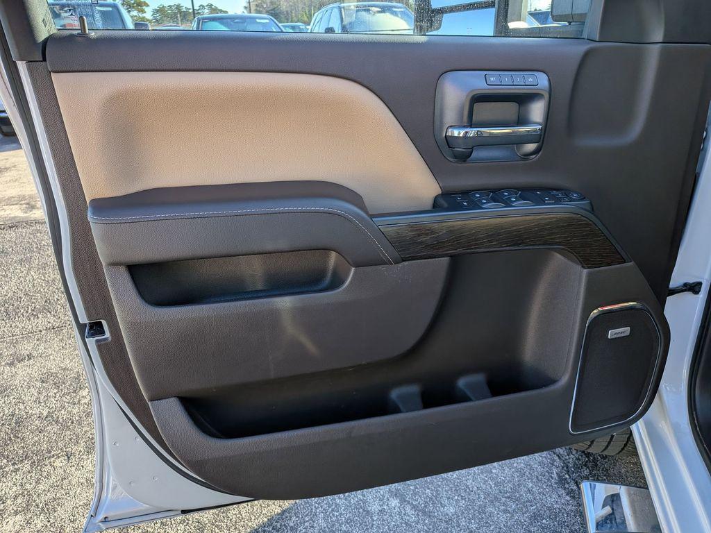 used 2018 GMC Sierra 2500 car, priced at $46,595