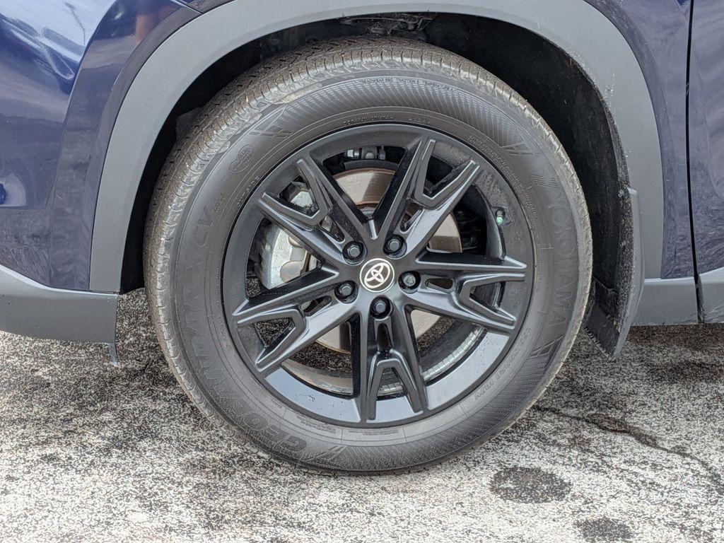 used 2025 Toyota Grand Highlander car, priced at $50,895