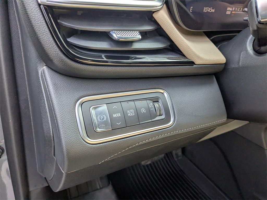 used 2025 Buick Enclave car, priced at $40,895