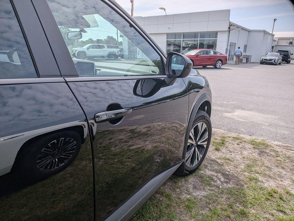 used 2023 Nissan Rogue car, priced at $19,998