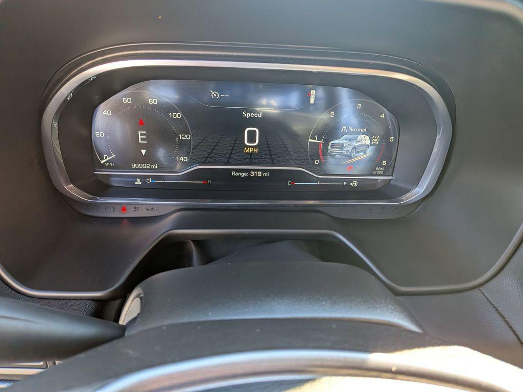 used 2023 GMC Yukon XL car, priced at $46,000