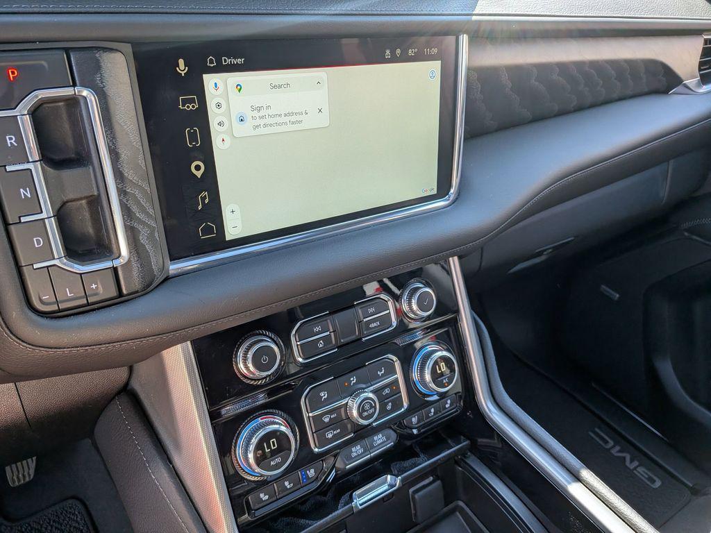 used 2024 GMC Yukon car, priced at $68,995
