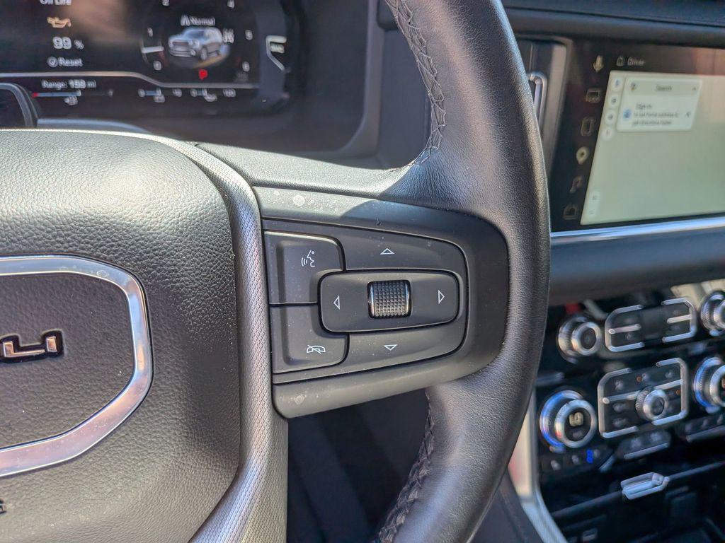 used 2024 GMC Yukon car, priced at $68,995
