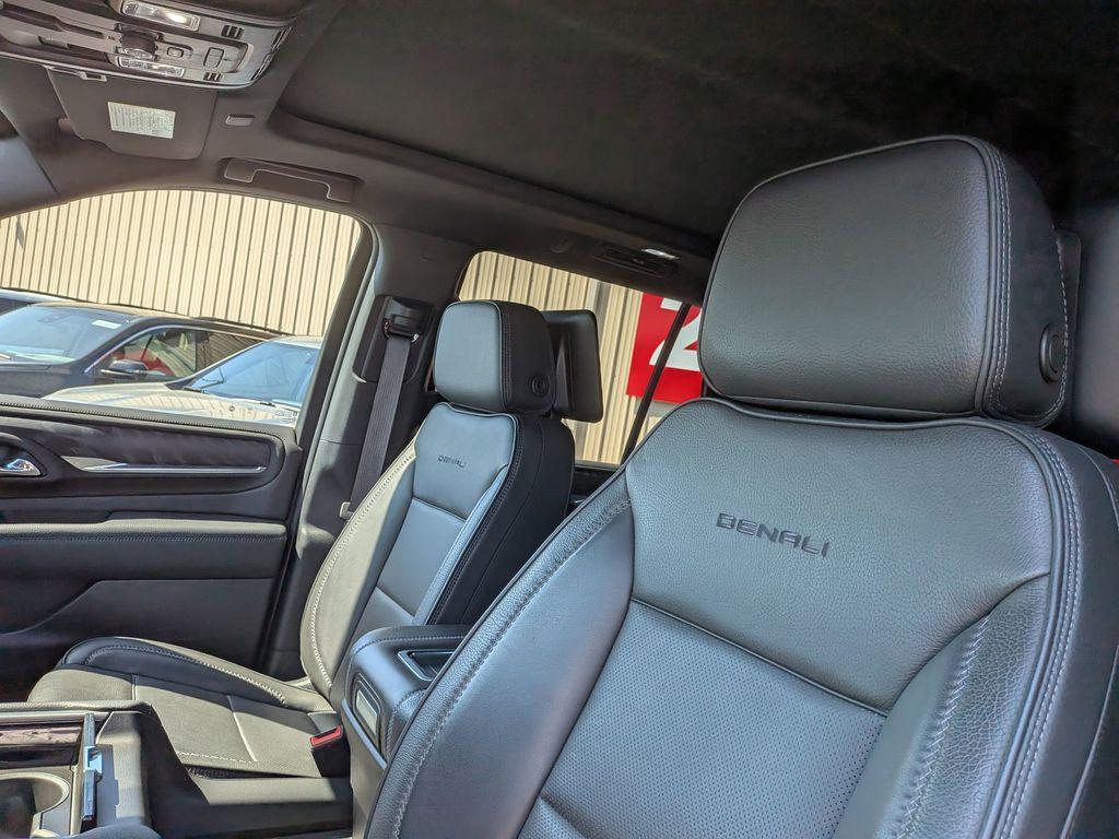 used 2024 GMC Yukon car, priced at $68,995