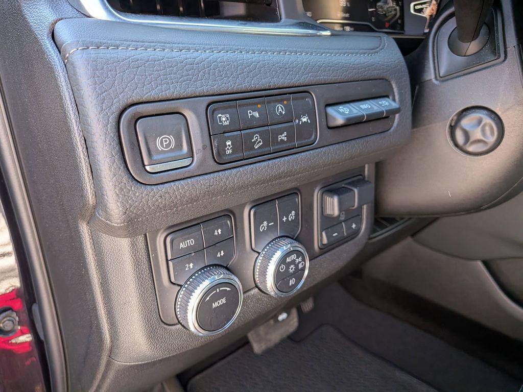 used 2024 GMC Yukon car, priced at $68,995