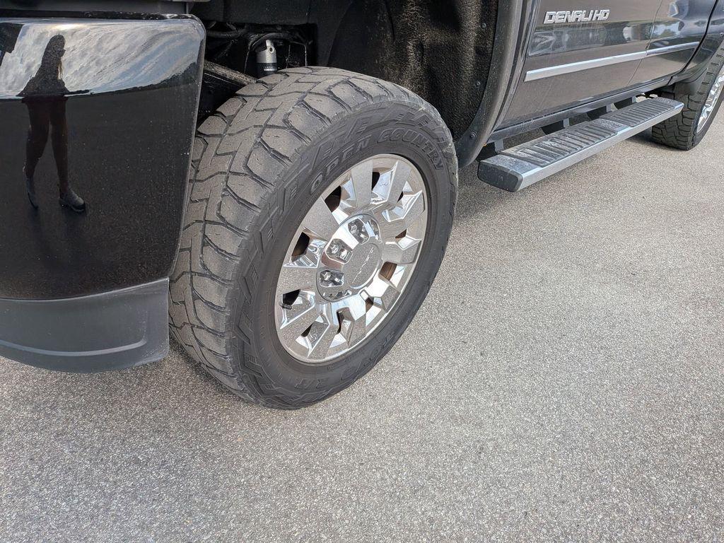 used 2019 GMC Sierra 2500 car, priced at $49,998