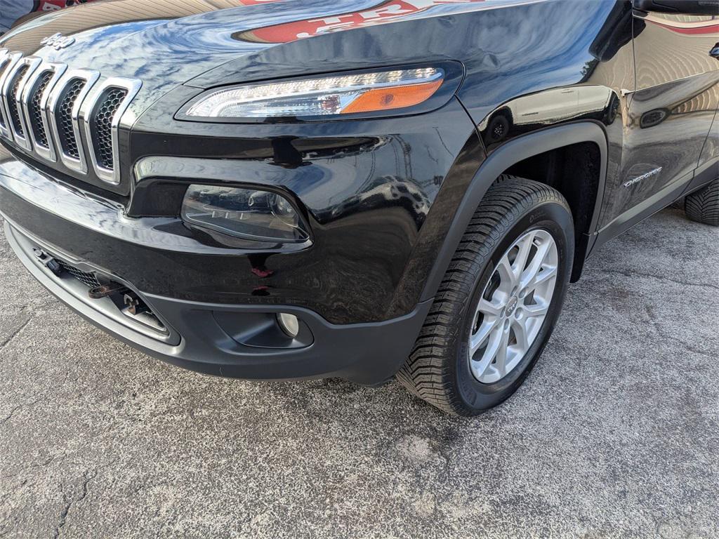 used 2017 Jeep Cherokee car, priced at $15,895