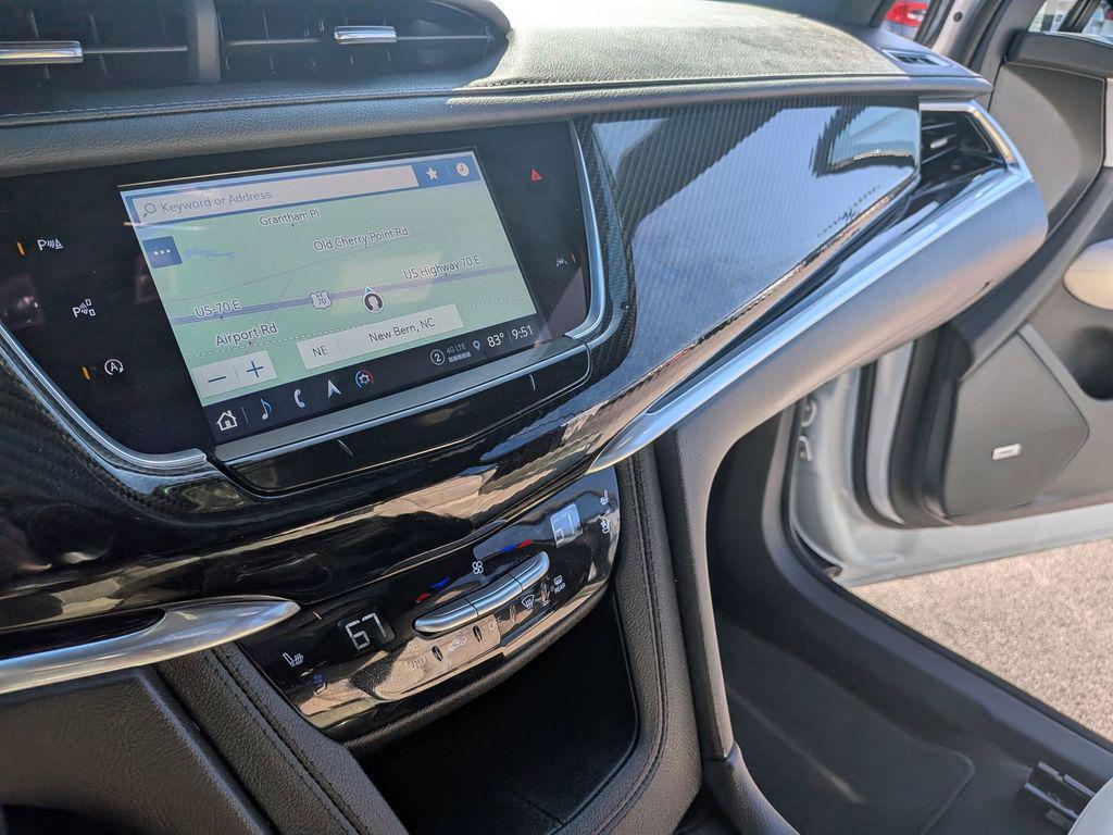 used 2024 Cadillac XT6 car, priced at $48,998